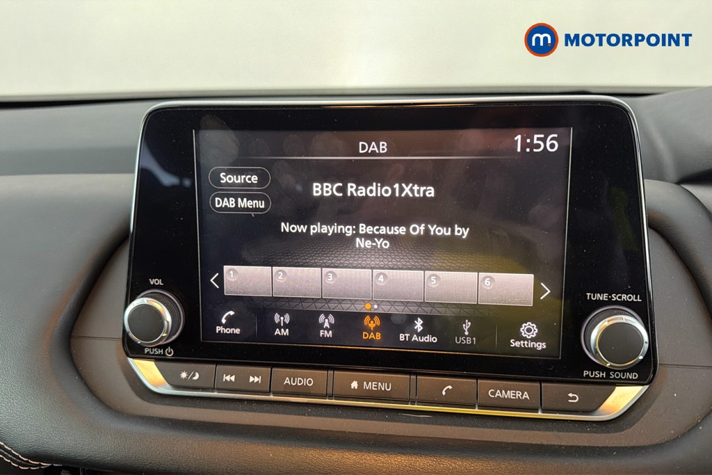 Nissan Qashqai Acenta Premium Automatic Petrol SUV - Stock Number (1636105) - 9th supplementary image