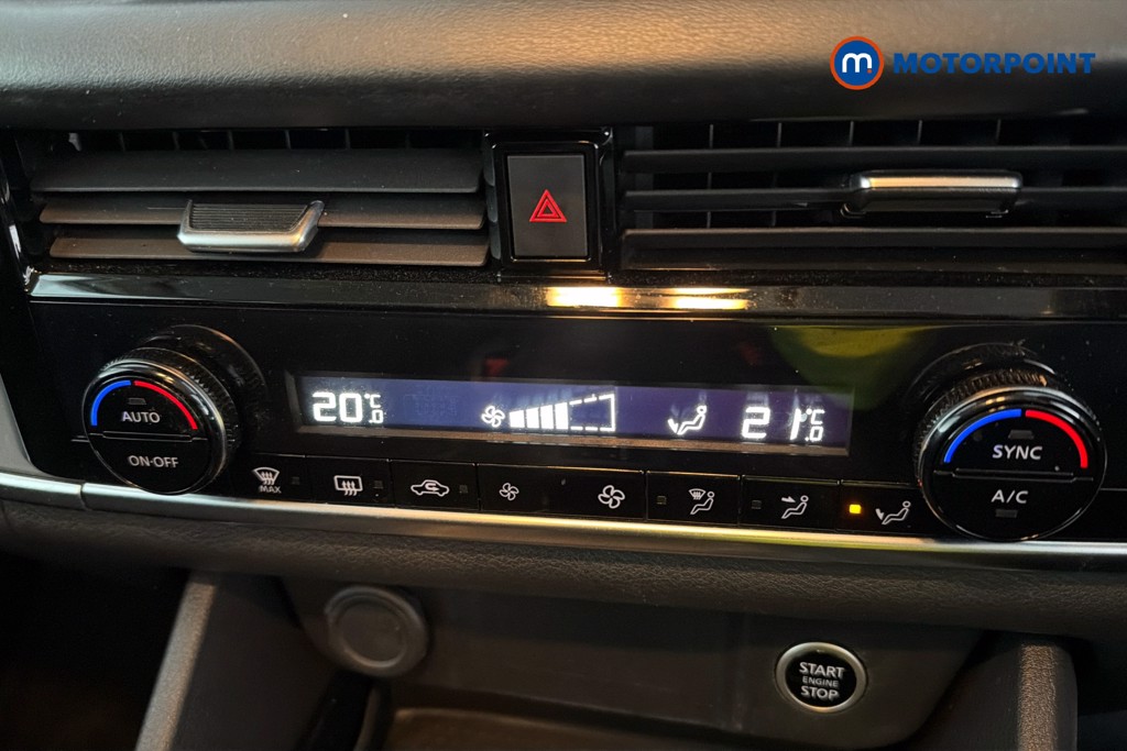 Nissan Qashqai Acenta Premium Automatic Petrol SUV - Stock Number (1636105) - 12th supplementary image