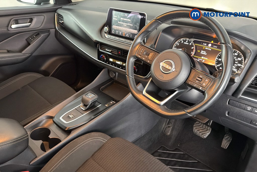 Nissan Qashqai Acenta Premium Automatic Petrol SUV - Stock Number (1636105) - 1st supplementary image