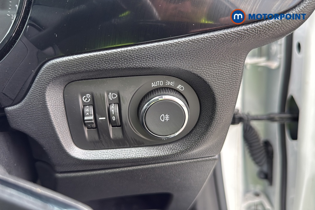 Vauxhall Corsa Se Edition Manual Petrol Hatchback - Stock Number (1636200) - 11th supplementary image