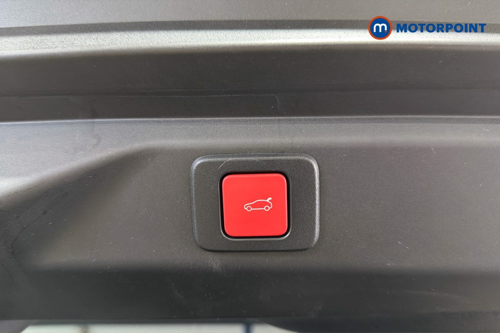 Peugeot 3008 GT Automatic Petrol SUV - Stock Number (1636201) - 35th supplementary image