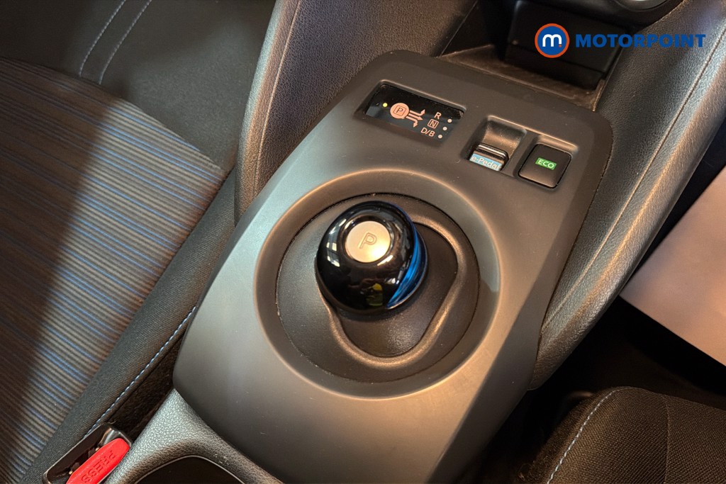 Nissan Leaf Acenta Automatic Electric Hatchback - Stock Number (1636500) - 15th supplementary image
