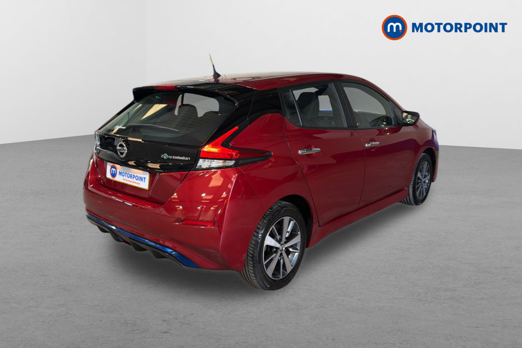 Nissan Leaf Acenta Automatic Electric Hatchback - Stock Number (1636500) - Drivers side rear corner