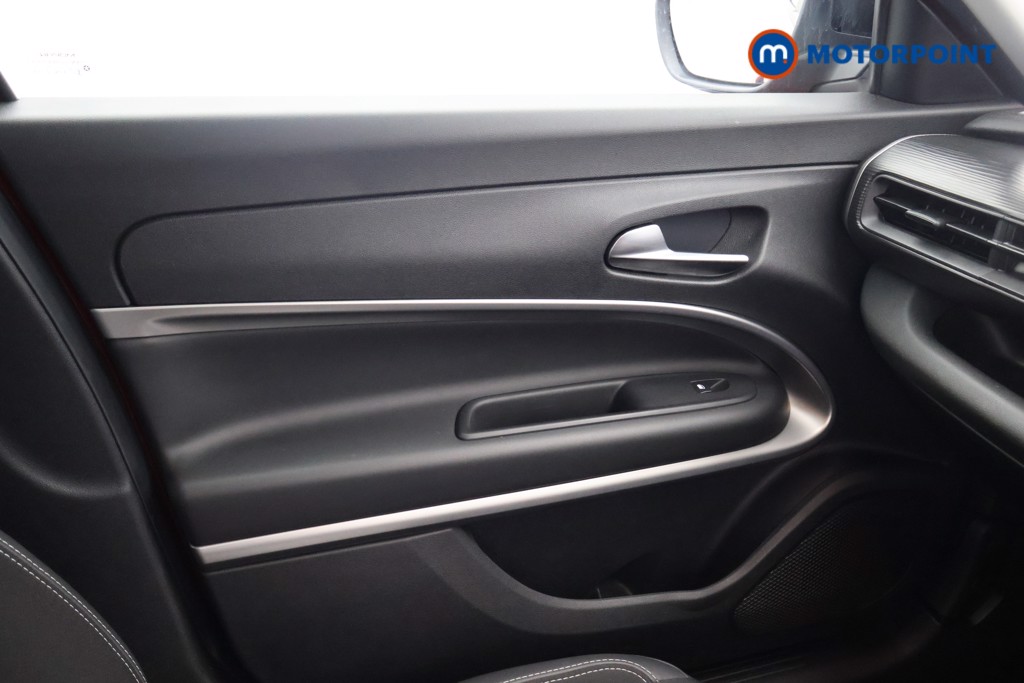 Jeep Avenger Altitude Manual Petrol SUV - Stock Number (1636596) - 11th supplementary image
