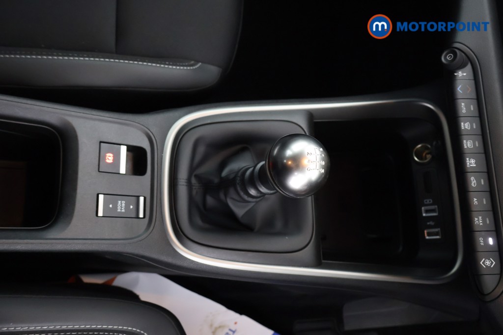 Jeep Avenger Altitude Manual Petrol SUV - Stock Number (1636596) - 13th supplementary image