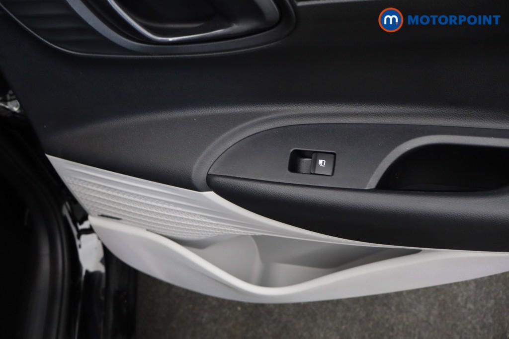 Hyundai I20 Ultimate Manual Petrol Hatchback - Stock Number (1637226) - 23rd supplementary image