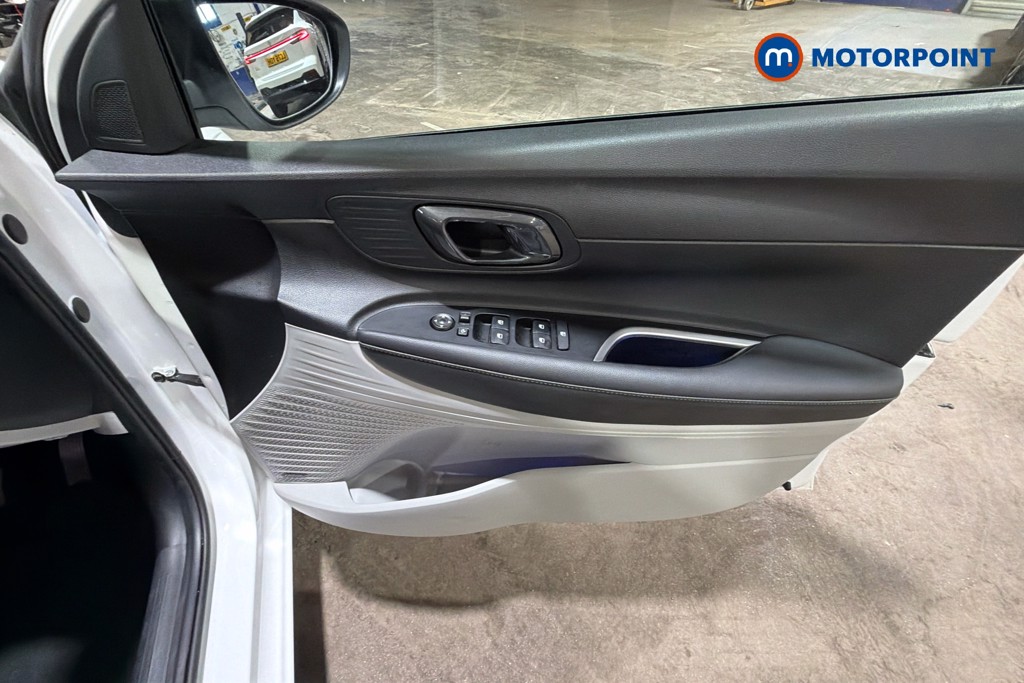 Hyundai I20 Ultimate Manual Petrol Hatchback - Stock Number (1638315) - 19th supplementary image