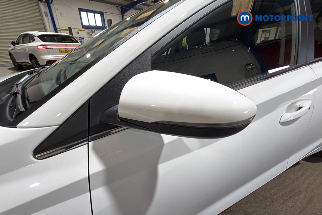 Hyundai I20 Ultimate Manual Petrol Hatchback - Stock Number (1638315) - 43rd supplementary image