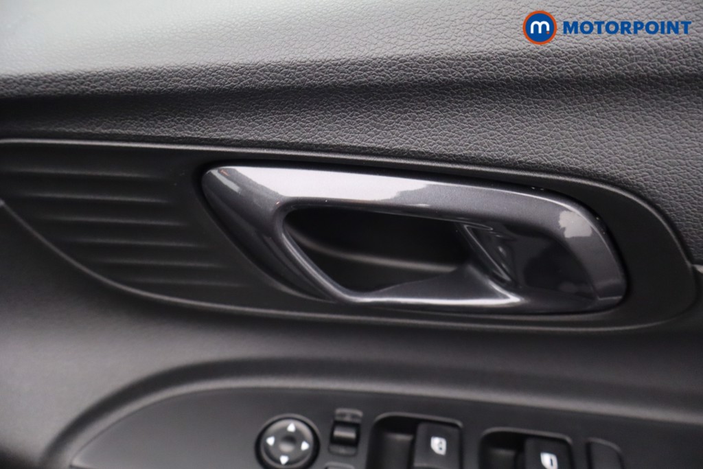 Hyundai I20 Ultimate Manual Petrol Hatchback - Stock Number (1638317) - 14th supplementary image