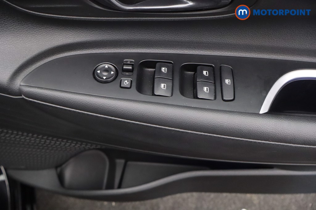 Hyundai I20 Ultimate Manual Petrol Hatchback - Stock Number (1638317) - 15th supplementary image