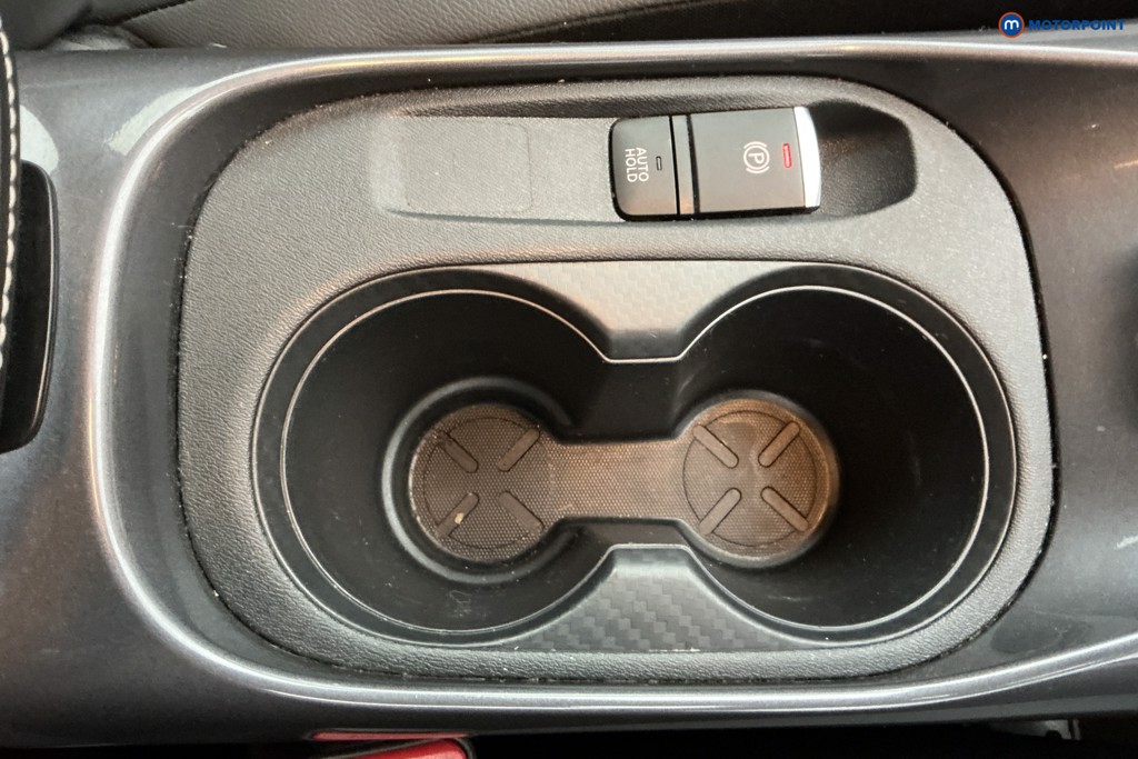 Nissan Juke N-Connecta Manual Petrol SUV - Stock Number (1638407) - 16th supplementary image