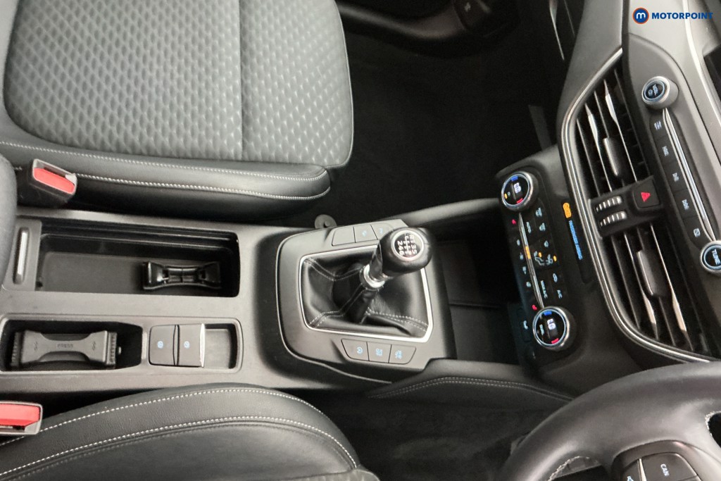 Ford Focus Titanium X Manual Petrol Hatchback - Stock Number (1638418) - 23rd supplementary image