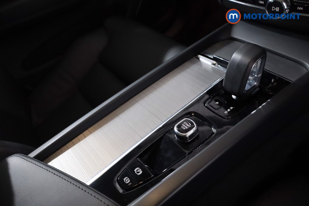 Volvo Xc60 Plus Automatic Petrol Plug-In Hybrid SUV - Stock Number (1638536) - 18th supplementary image