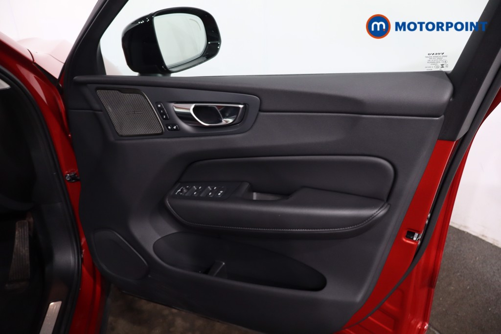 Volvo Xc60 Plus Automatic Petrol Plug-In Hybrid SUV - Stock Number (1638536) - 26th supplementary image