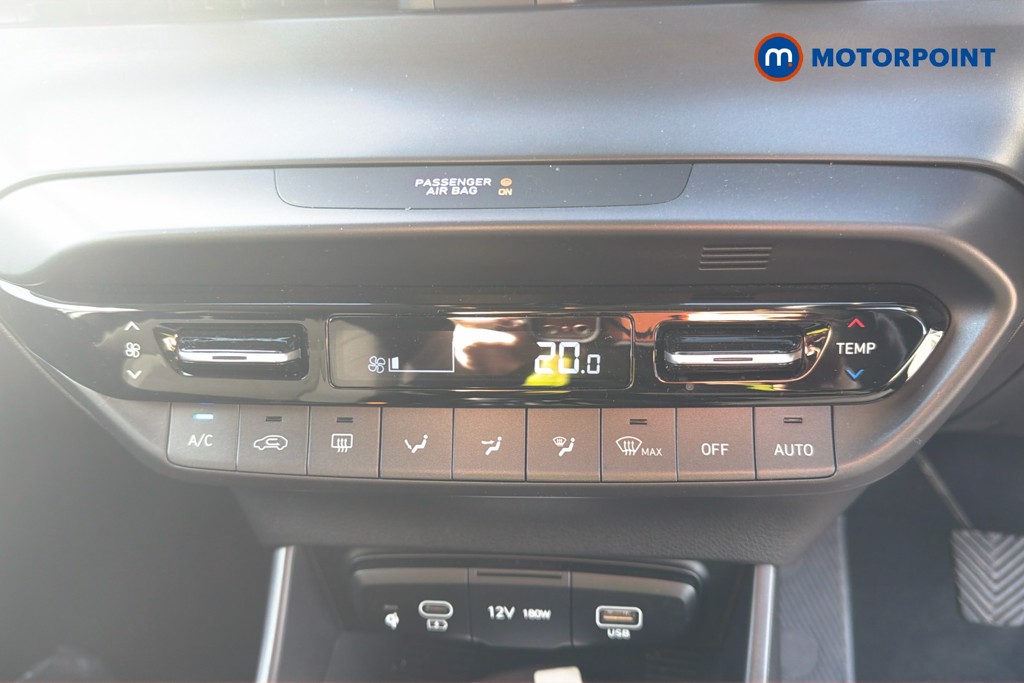 Hyundai I20 Ultimate Manual Petrol Hatchback - Stock Number (1638568) - 12th supplementary image