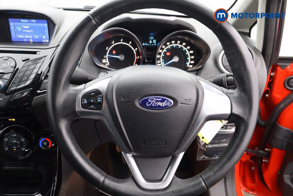 Ford Fiesta Zetec Manual Petrol Hatchback - Stock Number (1638616) - 5th supplementary image