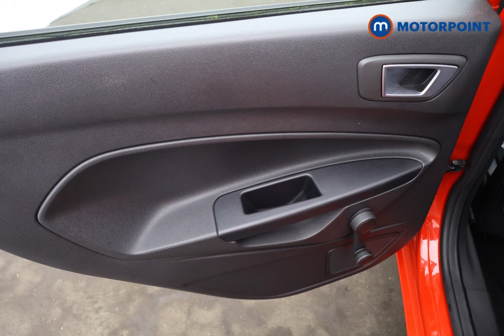 Ford Fiesta Zetec Manual Petrol Hatchback - Stock Number (1638616) - 20th supplementary image