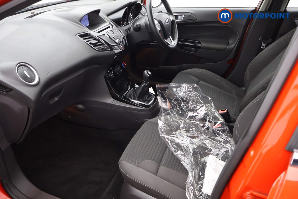 Ford Fiesta Zetec Manual Petrol Hatchback - Stock Number (1638616) - 23rd supplementary image