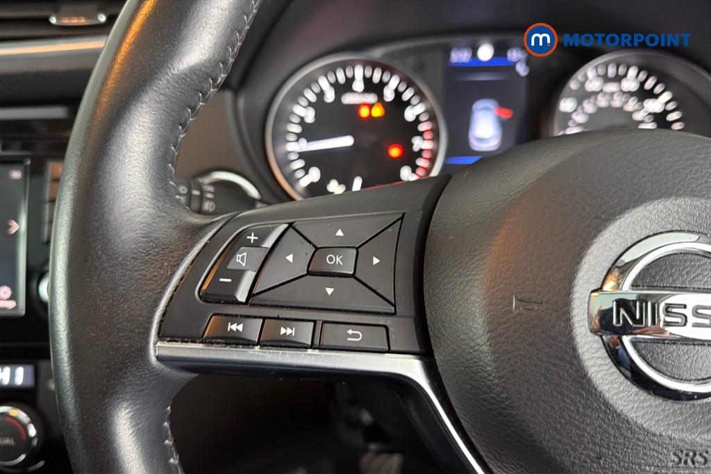 Nissan Qashqai N-Motion Manual Petrol SUV - Stock Number (1638644) - 3rd supplementary image