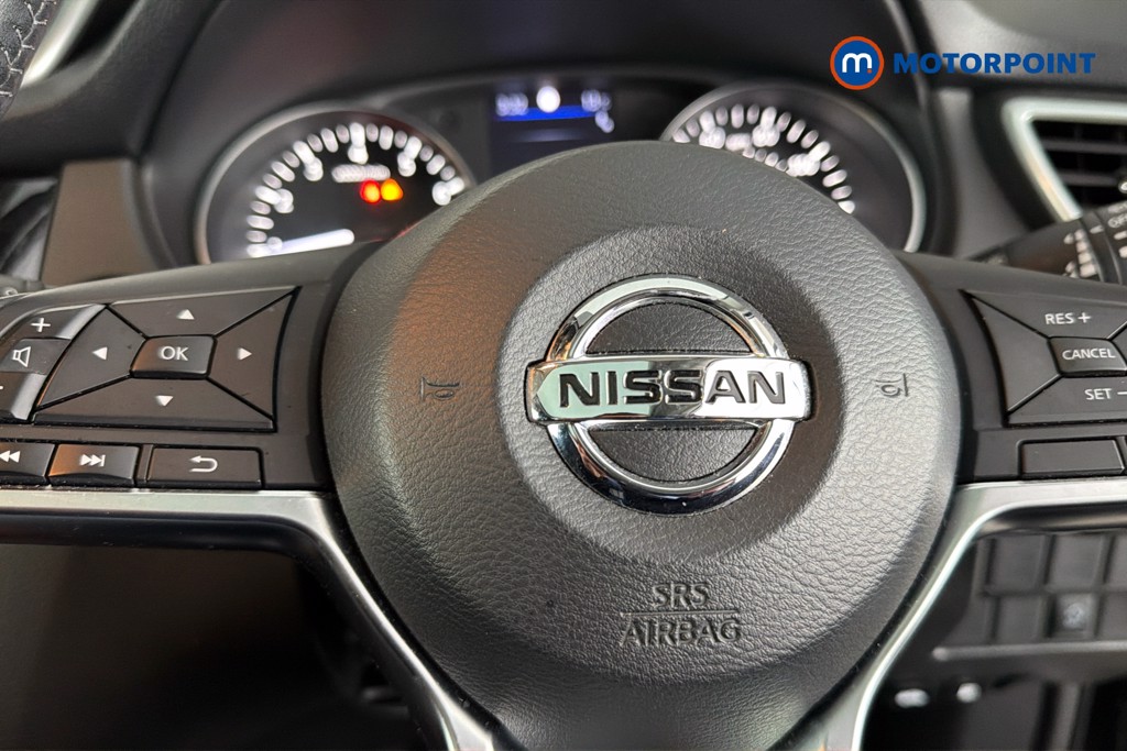 Nissan Qashqai N-Motion Manual Petrol SUV - Stock Number (1638644) - 5th supplementary image