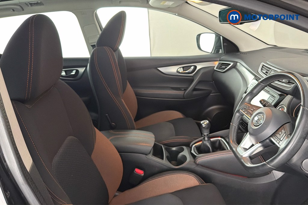 Nissan Qashqai N-Motion Manual Petrol SUV - Stock Number (1638644) - 22nd supplementary image