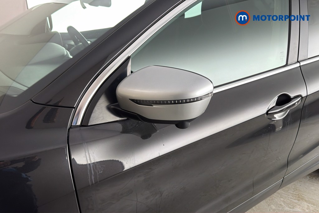 Nissan Qashqai N-Motion Manual Petrol SUV - Stock Number (1638644) - 43rd supplementary image