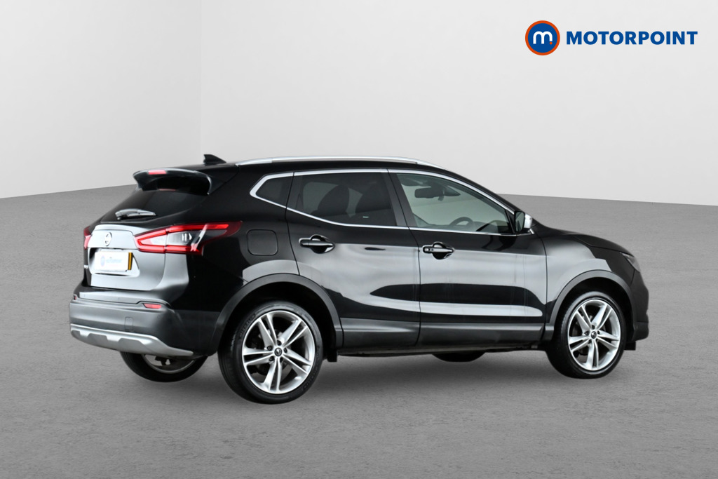 Nissan Qashqai N-Motion Manual Petrol SUV - Stock Number (1638644) - Drivers side rear corner