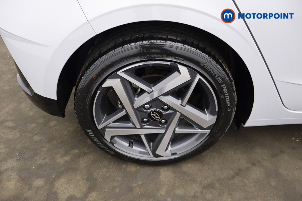 Hyundai I20 Premium Automatic Petrol Hatchback - Stock Number (1638741) - 4th supplementary image