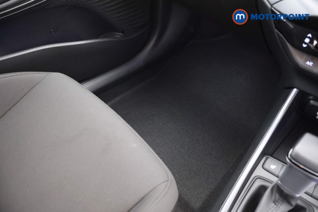 Hyundai I20 Premium Automatic Petrol Hatchback - Stock Number (1638741) - 12th supplementary image
