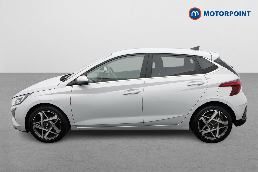 Hyundai I20 Premium Automatic Petrol Hatchback - Stock Number (1638741) - Passenger side