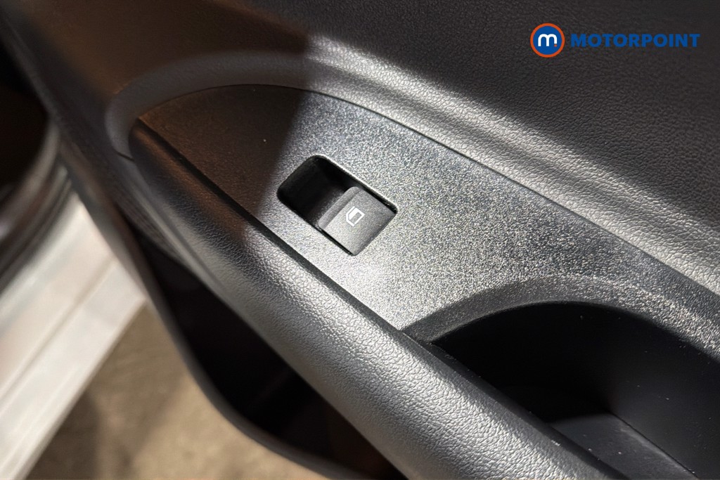 Hyundai I20 Premium Automatic Petrol Hatchback - Stock Number (1638743) - 30th supplementary image