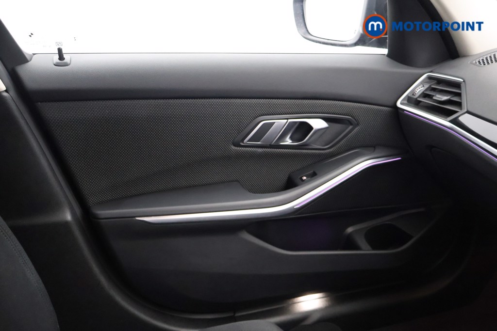 BMW 3 Series Se Pro Automatic Petrol Plug-In Hybrid Estate - Stock Number (1638898) - 11th supplementary image