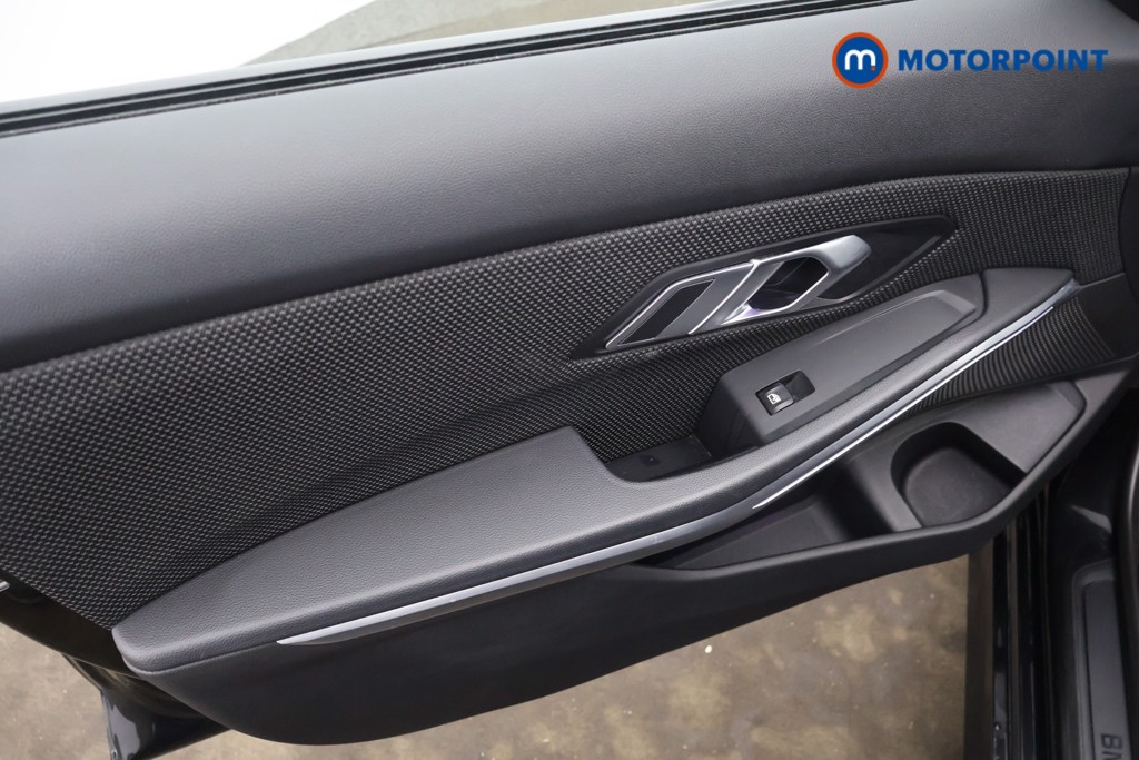 BMW 3 Series Se Pro Automatic Petrol Plug-In Hybrid Estate - Stock Number (1638898) - 22nd supplementary image