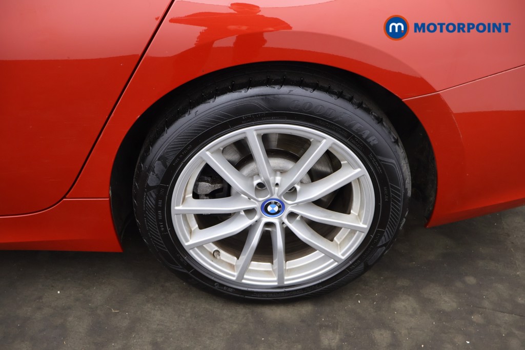 BMW 3 Series Se Pro Automatic Petrol Plug-In Hybrid Estate - Stock Number (1638900) - 2nd supplementary image