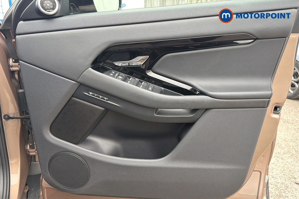 Land Rover Range Rover Evoque Dynamic Hse Automatic Petrol SUV - Stock Number (1639001) - 18th supplementary image