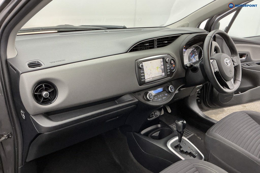 Toyota Yaris Icon Tech Automatic Petrol-Electric Hybrid Hatchback - Stock Number (1639017) - 8th supplementary image