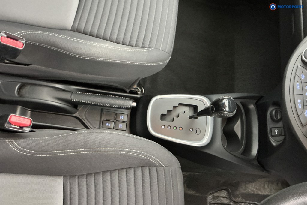 Toyota Yaris Icon Tech Automatic Petrol-Electric Hybrid Hatchback - Stock Number (1639017) - 19th supplementary image