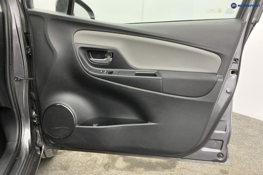 Toyota Yaris Icon Tech Automatic Petrol-Electric Hybrid Hatchback - Stock Number (1639017) - 24th supplementary image