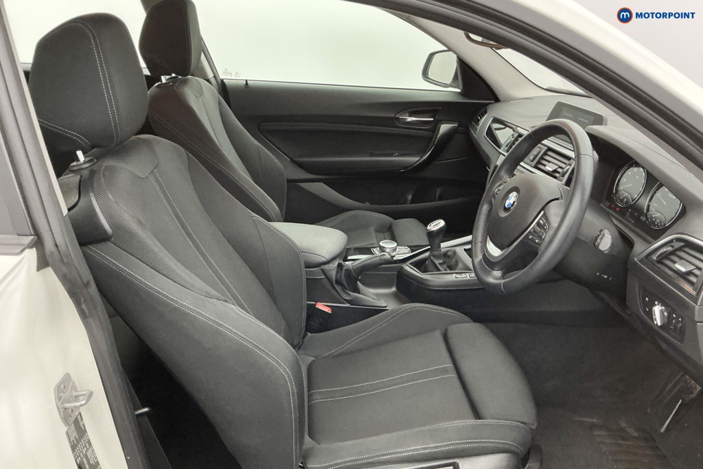BMW 1 Series Sport Manual Petrol Hatchback - Stock Number (1639086) - 8th supplementary image