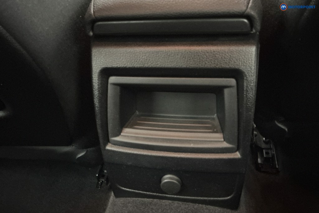 BMW 1 Series Sport Manual Petrol Hatchback - Stock Number (1639086) - 16th supplementary image