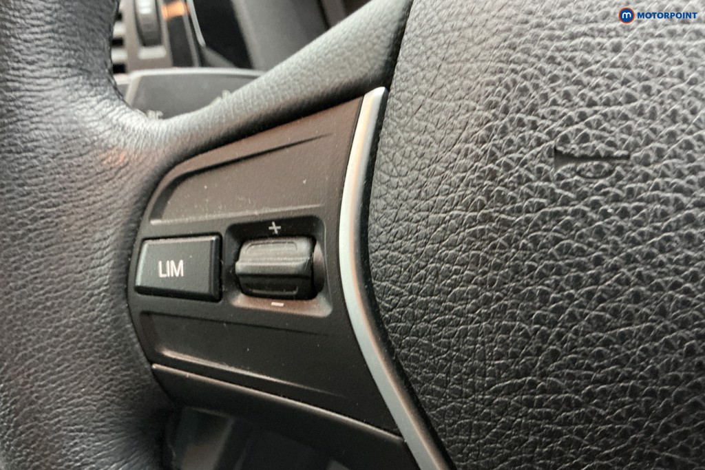 BMW 1 Series Sport Manual Petrol Hatchback - Stock Number (1639086) - 24th supplementary image