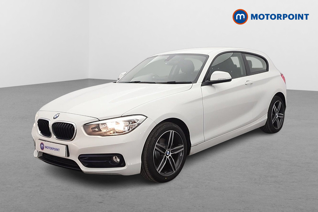 BMW 1 Series Sport Manual Petrol Hatchback - Stock Number (1639086) - Passenger side front corner