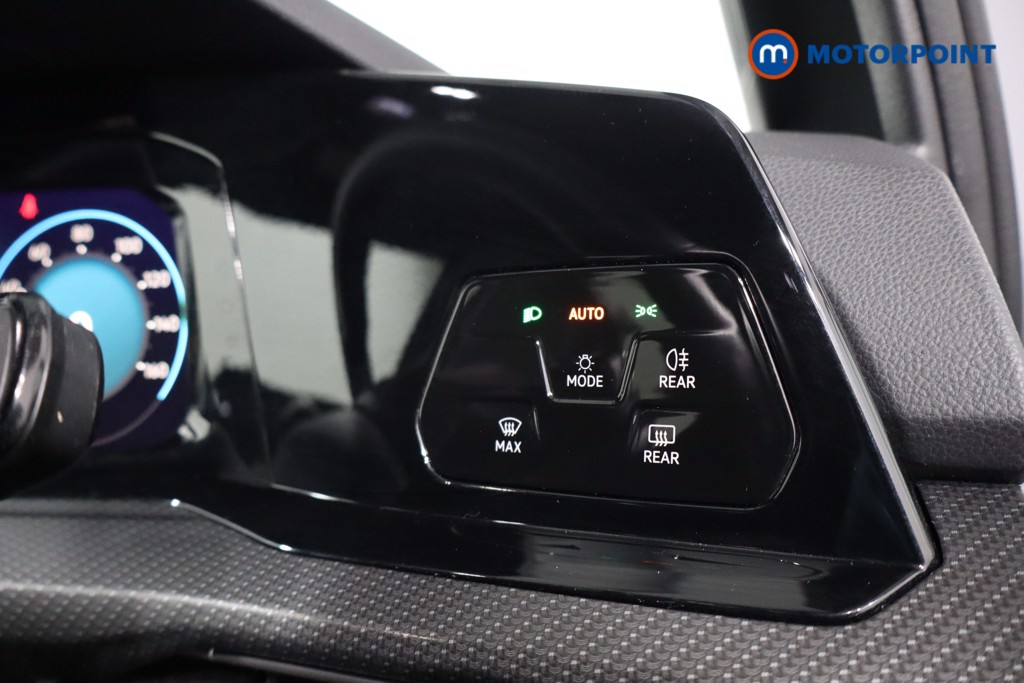 Volkswagen Golf R-Line Manual Petrol Hatchback - Stock Number (1639099) - 17th supplementary image