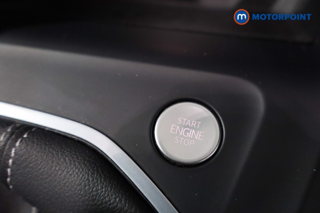 Volkswagen Golf R-Line Manual Petrol Hatchback - Stock Number (1639099) - 19th supplementary image