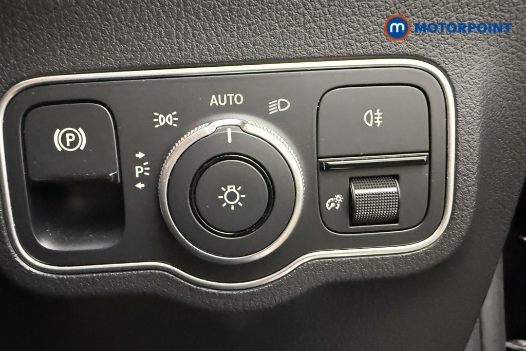 Mercedes-Benz GLA Amg Line Automatic Diesel SUV - Stock Number (1639388) - 18th supplementary image
