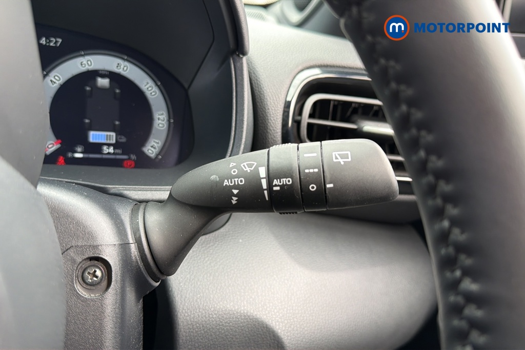 Toyota Yaris Cross Premiere Edition Automatic Petrol-Electric Hybrid Estate - Stock Number (1639496) - 6th supplementary image