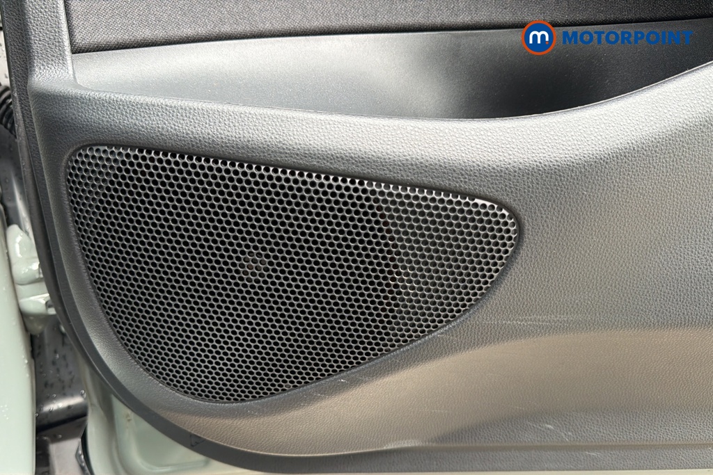 Toyota Yaris Cross Premiere Edition Automatic Petrol-Electric Hybrid Estate - Stock Number (1639496) - 21st supplementary image