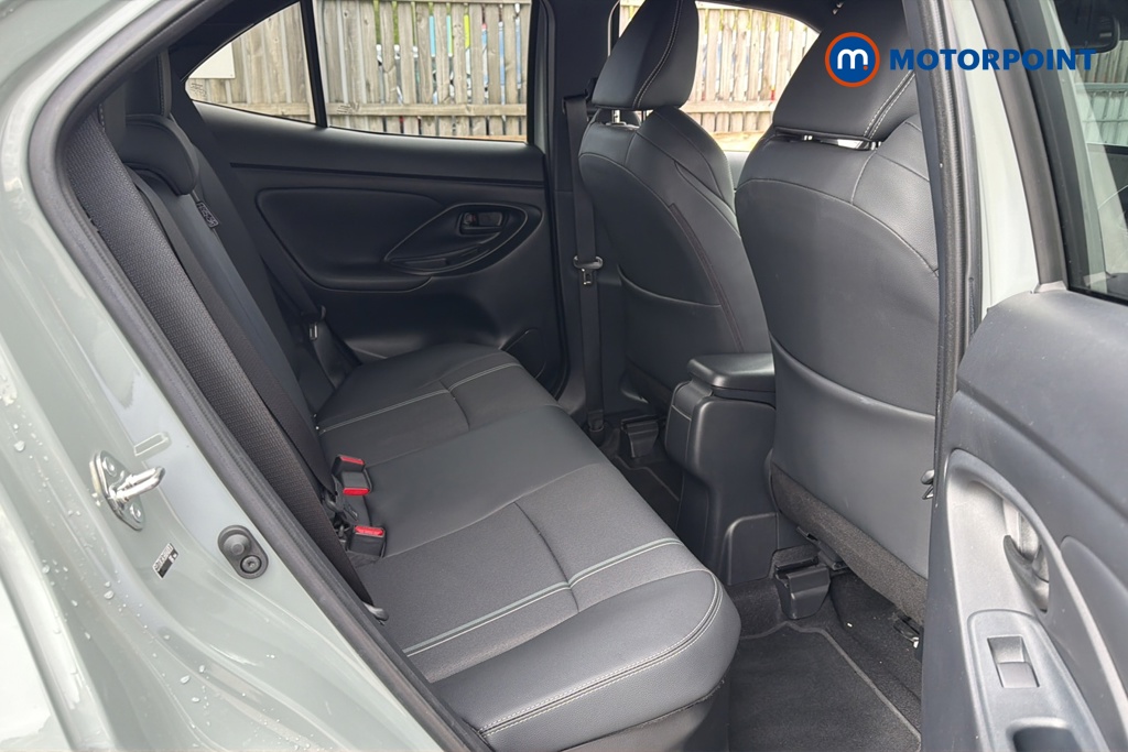 Toyota Yaris Cross Premiere Edition Automatic Petrol-Electric Hybrid Estate - Stock Number (1639496) - 25th supplementary image