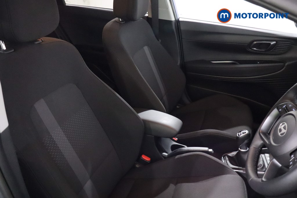 Hyundai I20 Ultimate Manual Petrol Hatchback - Stock Number (1639533) - 23rd supplementary image