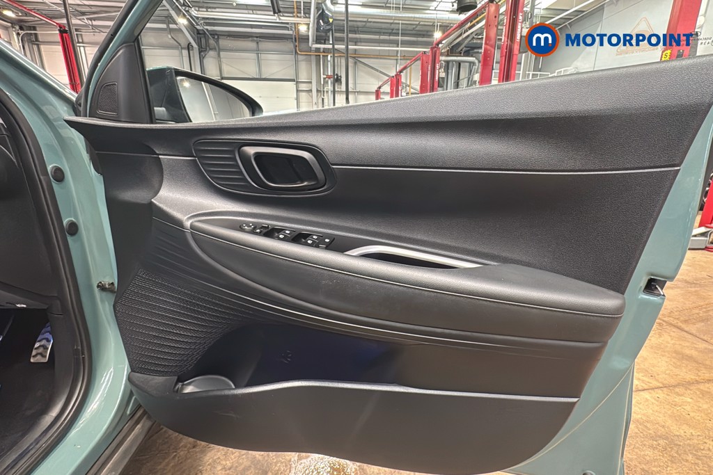 Hyundai Bayon Se Connect Manual Petrol SUV - Stock Number (1639890) - 19th supplementary image